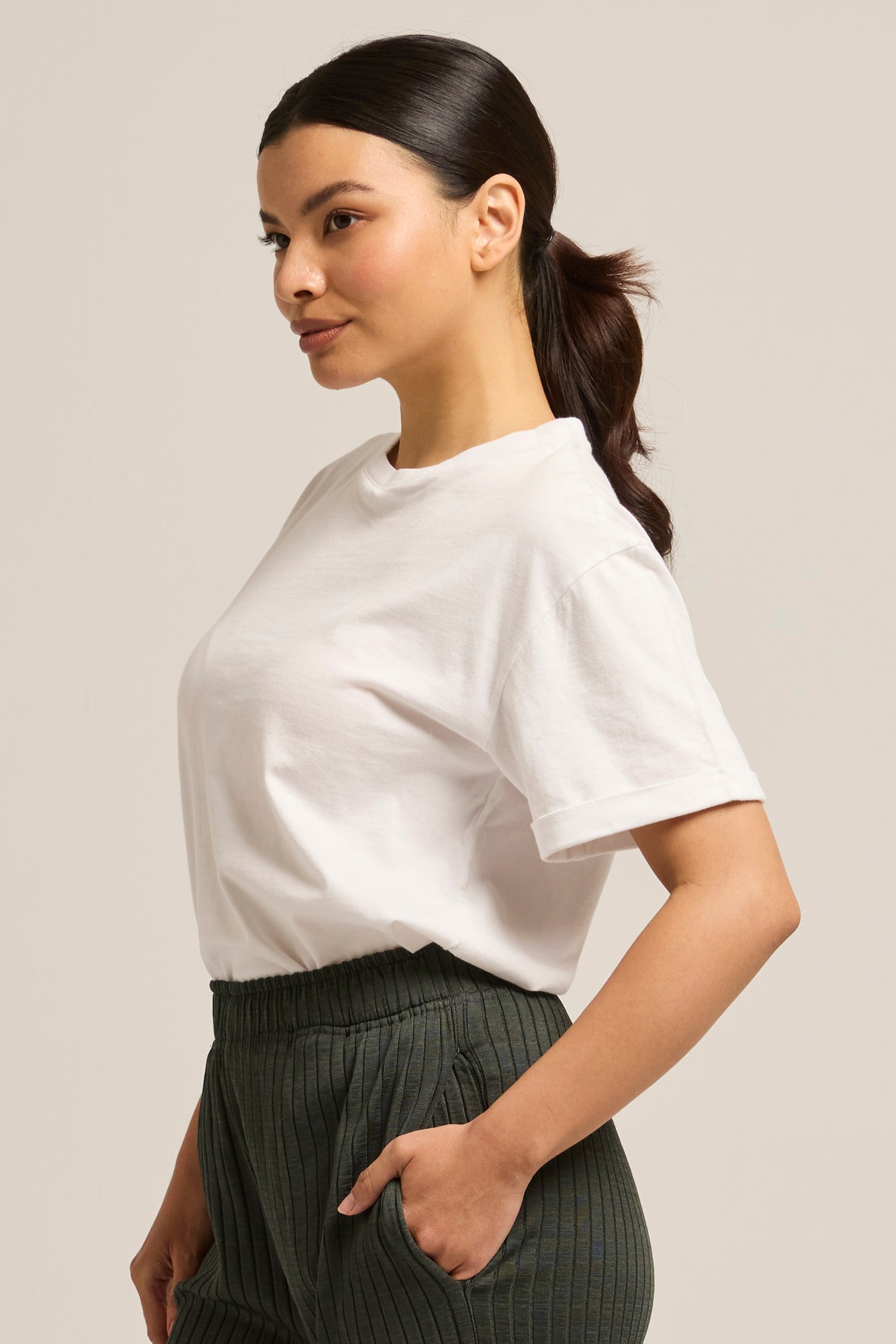 Natural Fibres Explained: When to Wear Linen, Cotton and Wool Throughout 2026 in Australia