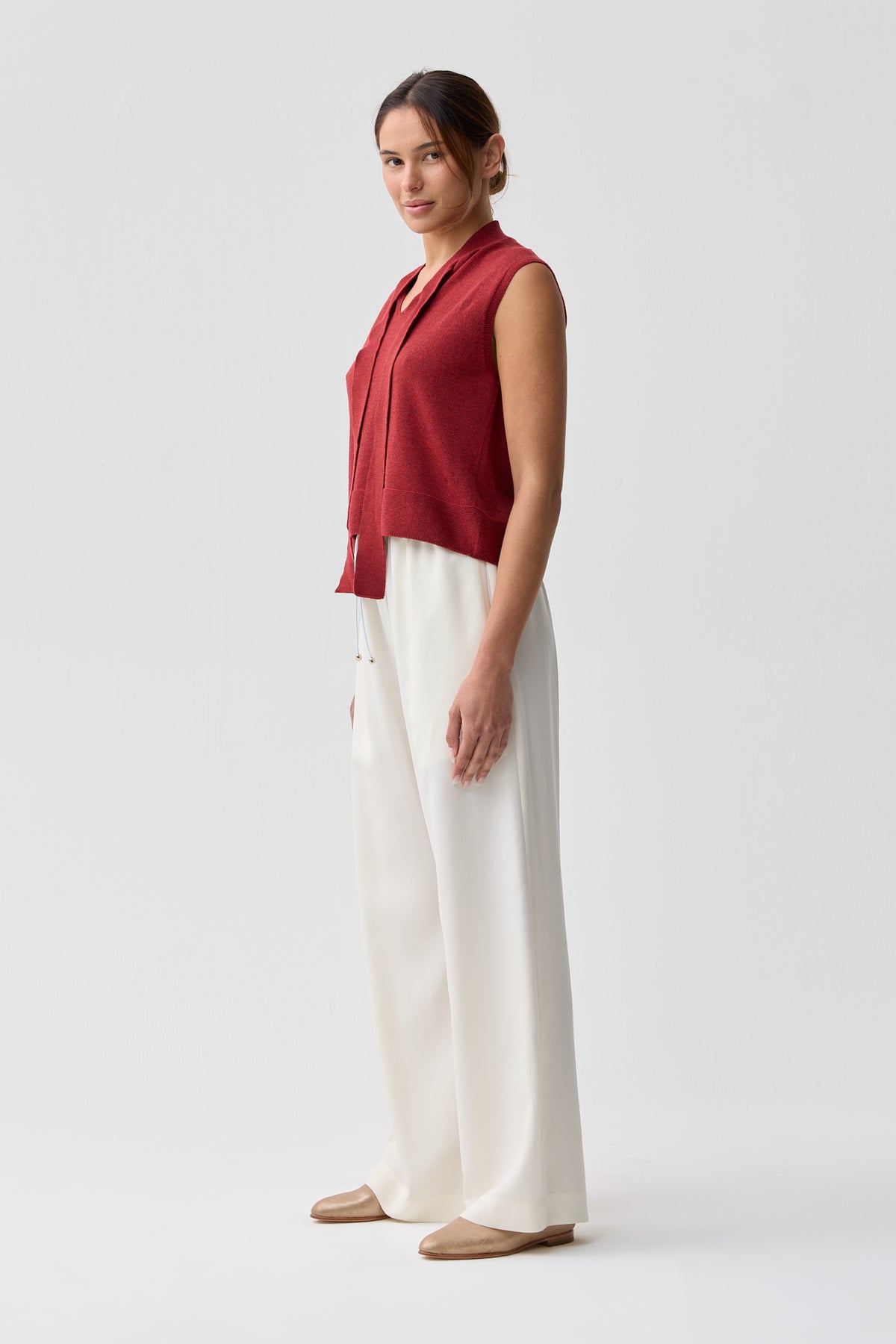 Uimi Posey Tank with Tie Cherry