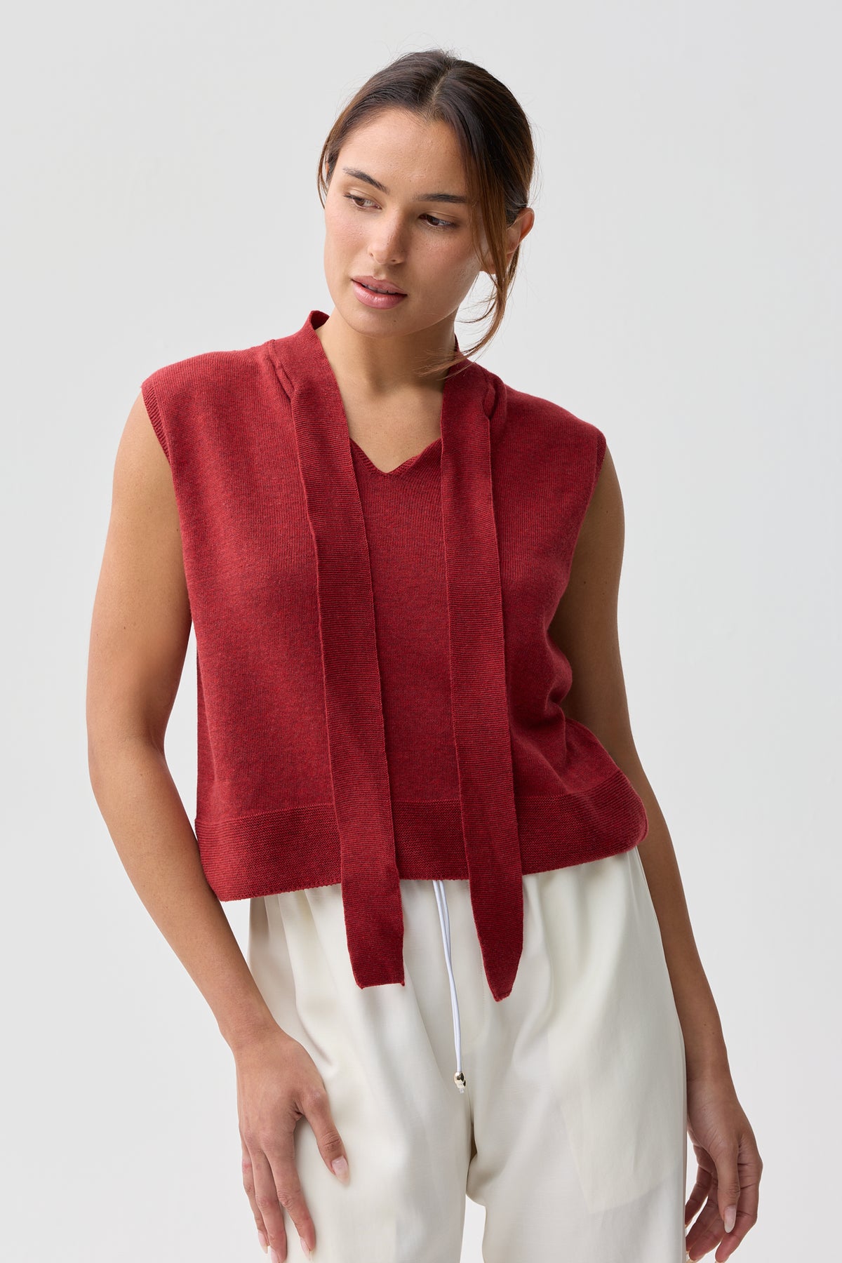 Uimi Posey Tank with Tie Cherry