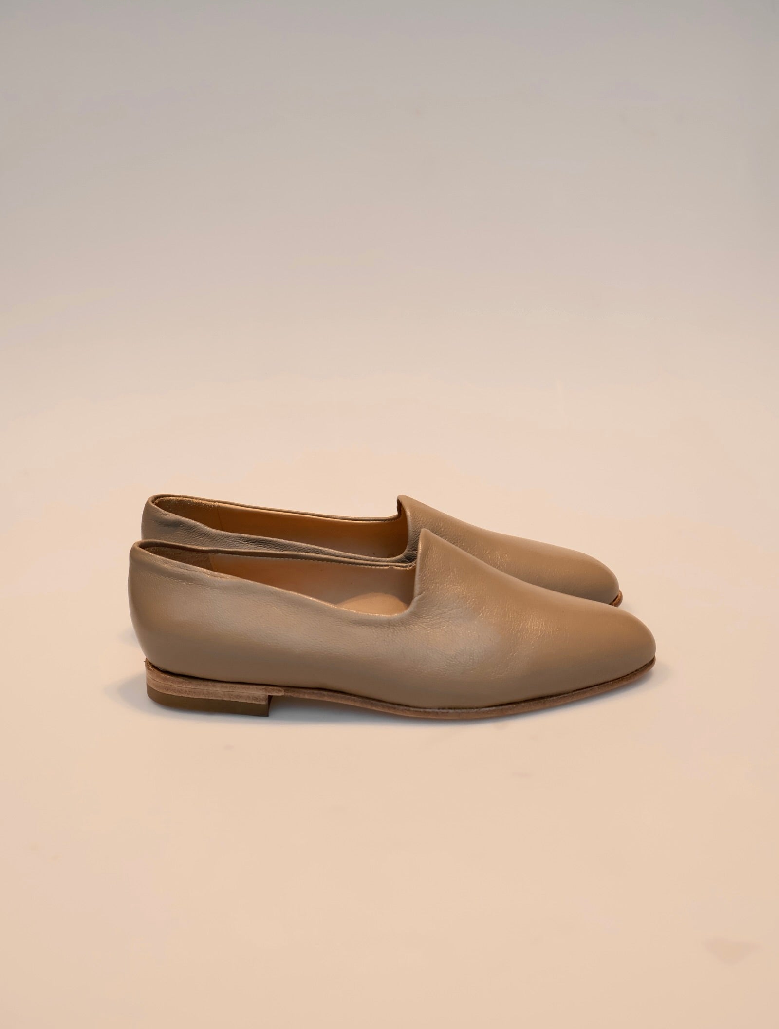 Elwood Slip On Shoe Taupe