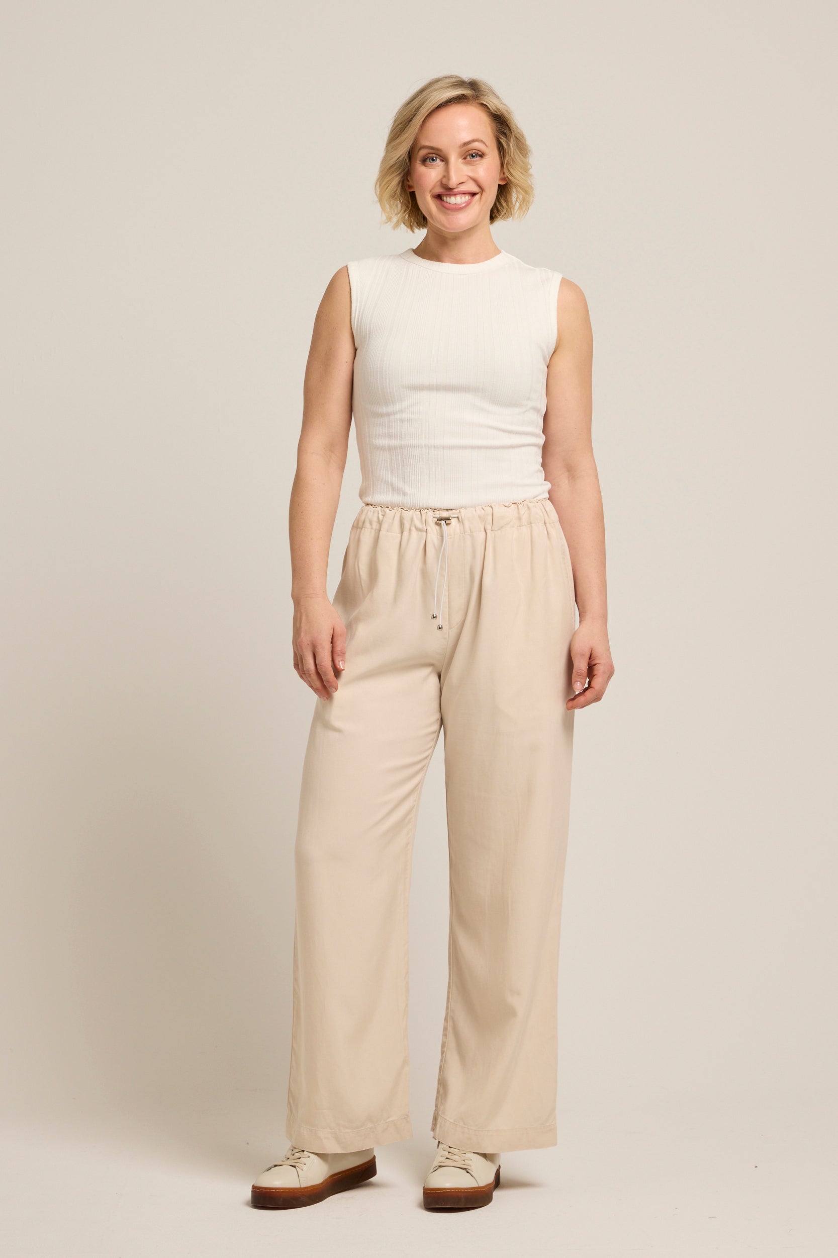 Lynches 2 Drawstring Pant Natural