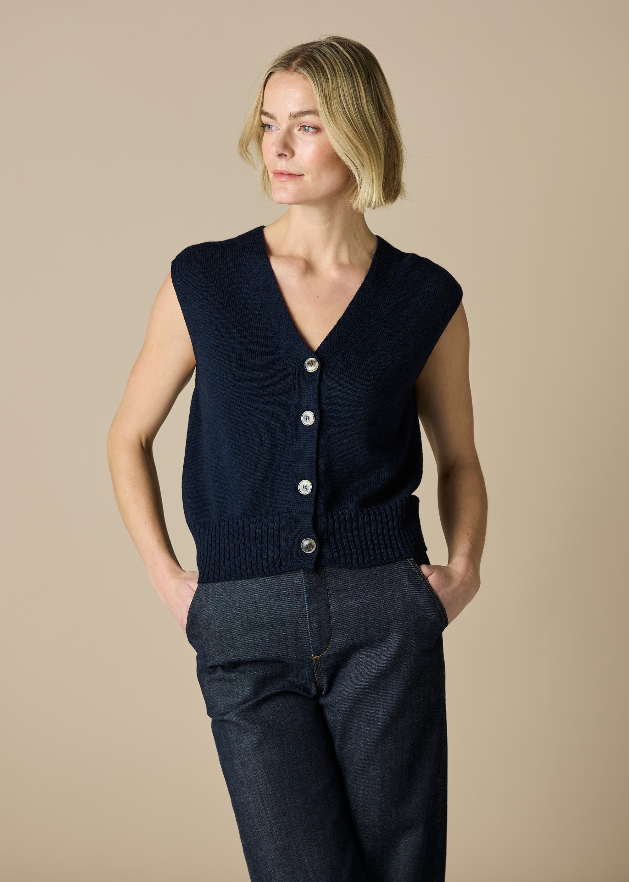 Uimi Margaux Merino Wool V Neck Vest Midnight