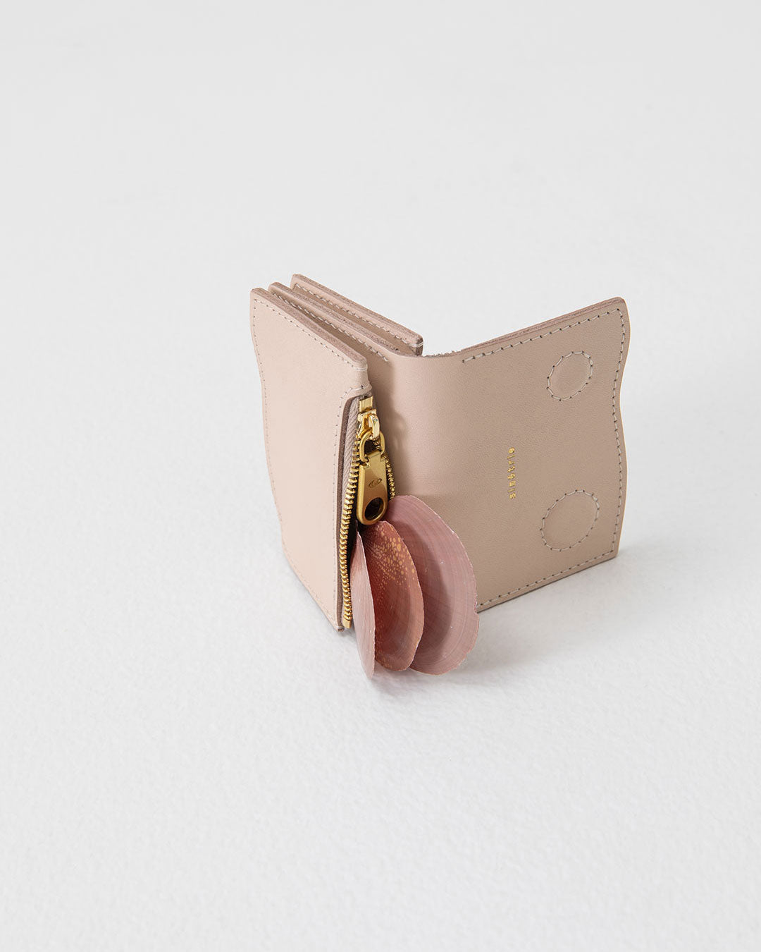 SM Pisces Wallet Shell