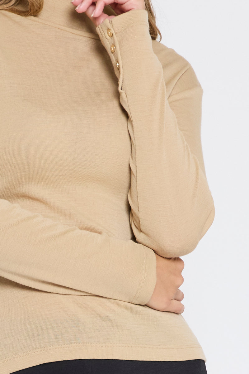 Timeless Australian Fashion for Late Winter and Early Spring for August