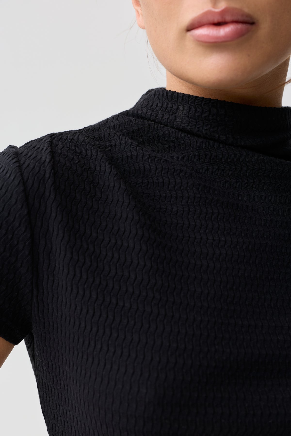 Heron Ruched Short Sleeve Top Black Night