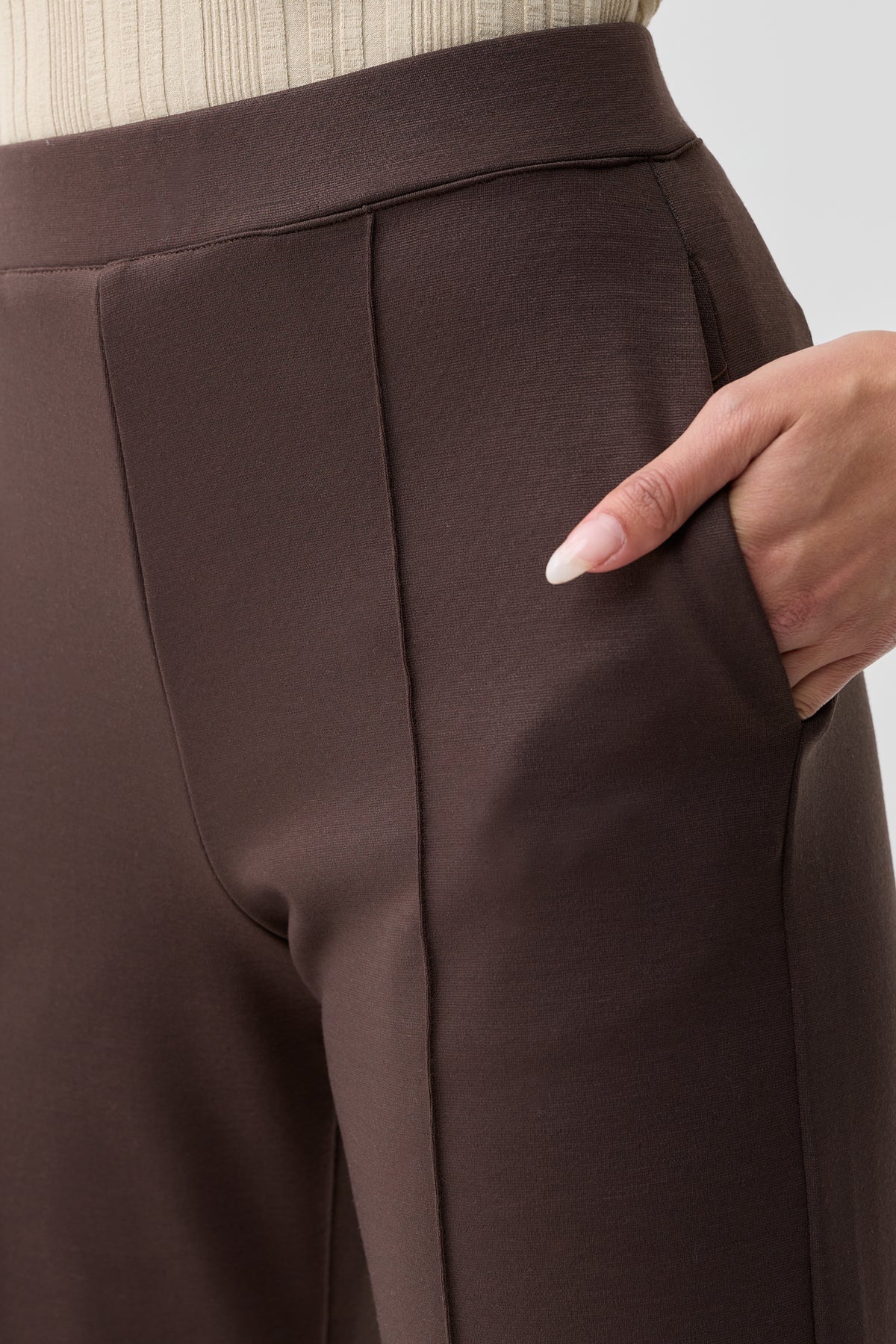 Hunter Merino Wool Ponte Pin-Tuck Pant Espresso