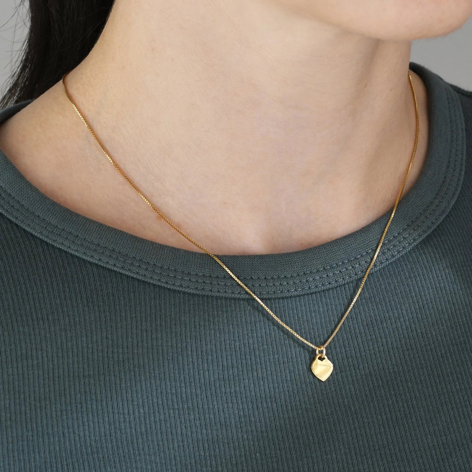 VT Yellow Gold Fine Box Chain Necklace with Mini VT Heart
