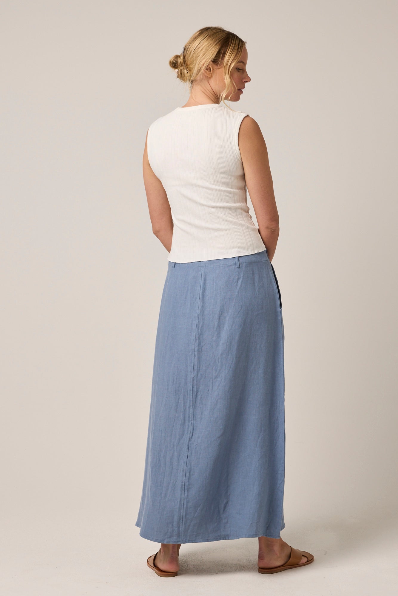 Indi Linen Skirt Chambray