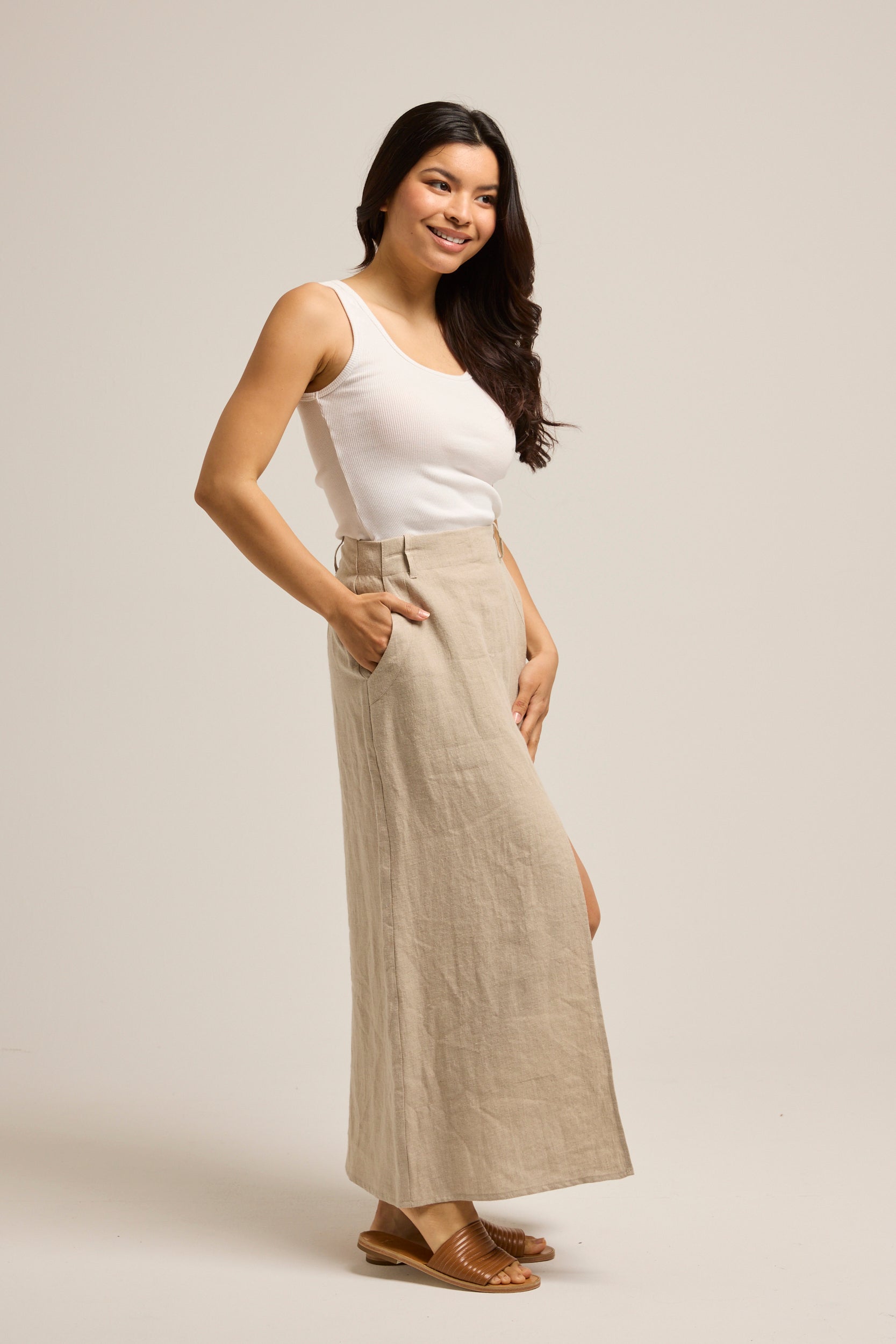 Indi Linen Skirt Oat