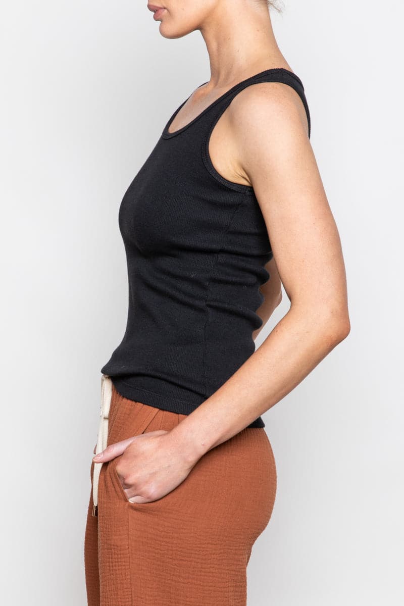 Tura Tank Black